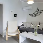 Captain Nick 公寓式酒店 2*