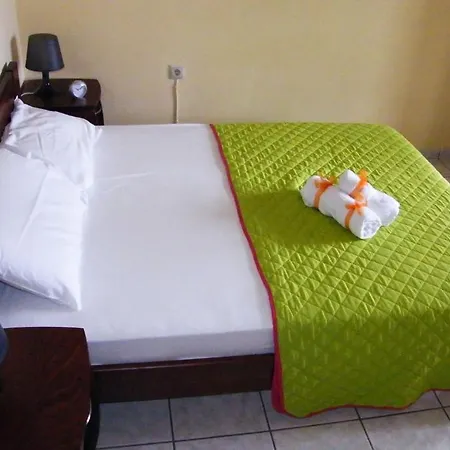 Aparthotel Captain Nick 2*