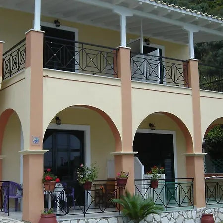Captain Nick Hotel de apartamente Mikros Gialos