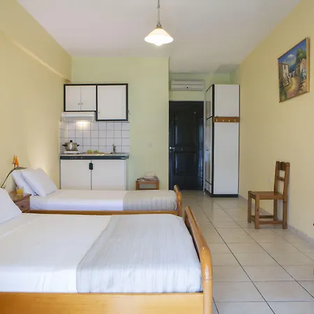 Hotel de apartamente Captain Nick Mikros Gialos