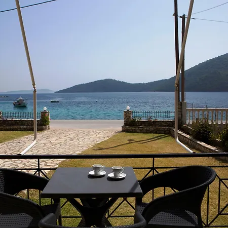 Hotel de apartamente Captain Nick Mikros Gialos