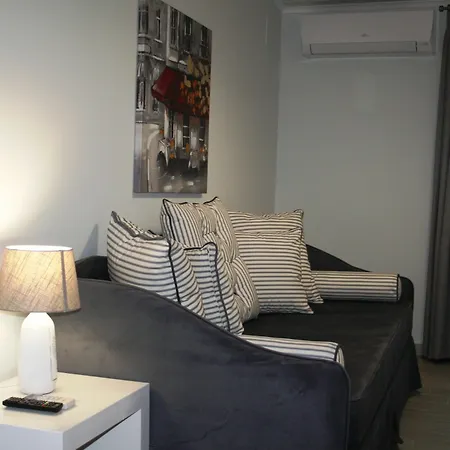 Aparthotel Captain Nick 2*