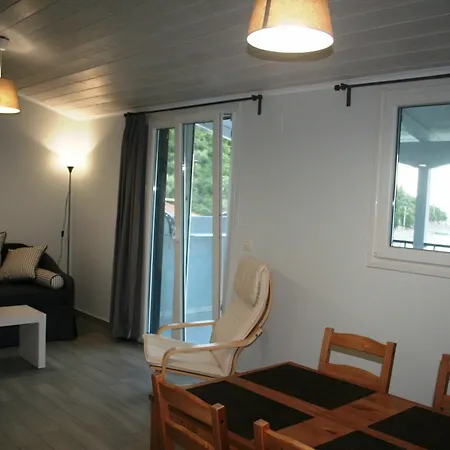 Aparthotel Captain Nick 2*