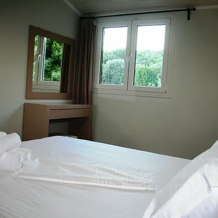 Captain Nick Apartmanhotel Mikrósz Jalósz